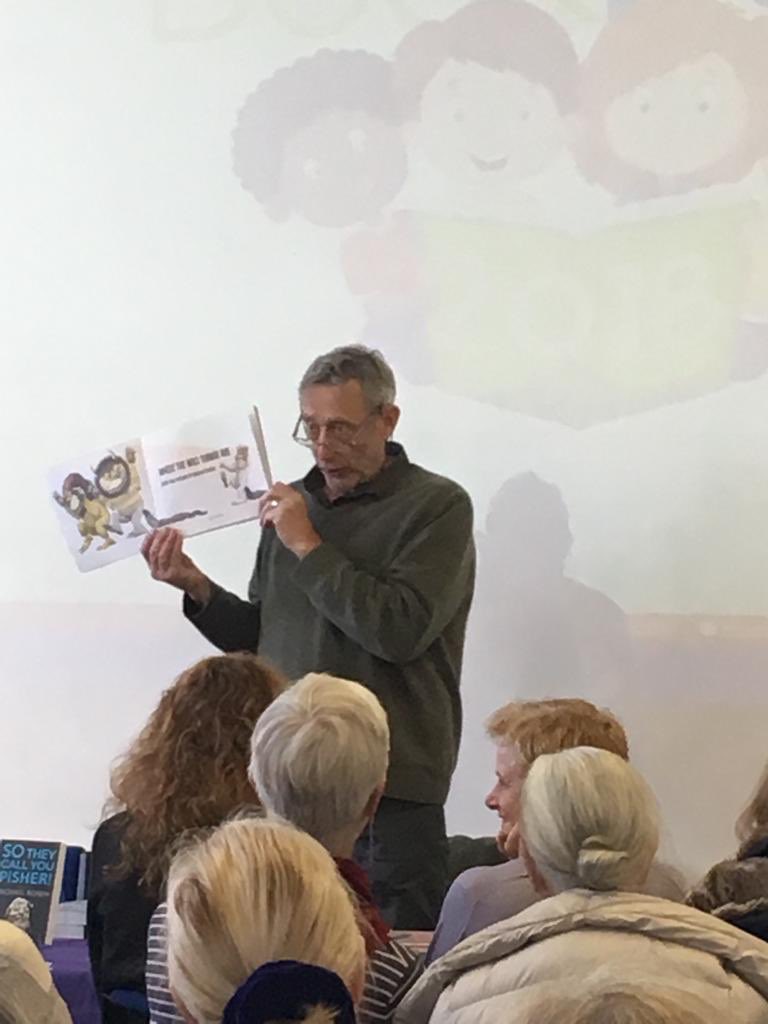 Not every day you get a storytelling session of Where the Wild Things Are from the one and only <a href="/MichaelRosenYes/">Michael Rosen 💙💙🎓🎓 NICE 爷爷</a> #MauriceSendak <a href="/BBookfest/">Coram Beanstalk BookFests</a>