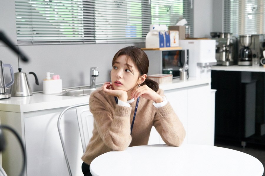 Dq_XP-4WkAE16r2.jpg:large