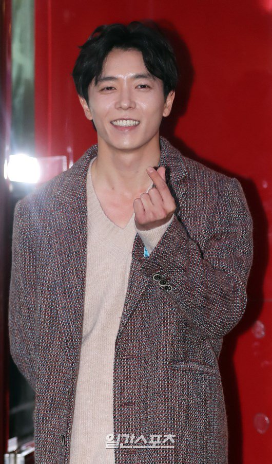 Dq_YJEYV4AAum7t.jpg:large