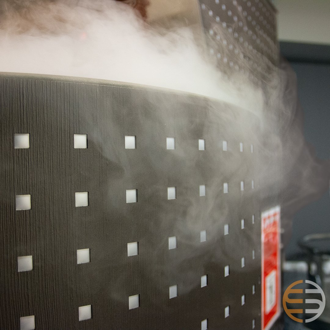 StrattonSpine's tweet image. Winter Is Coming! 
·
·
·
#cryo #wholebodycryotherapy #cryotherapy #sanantoniochiropractic #strattonsportandspine #chiropractor #cold #freezing