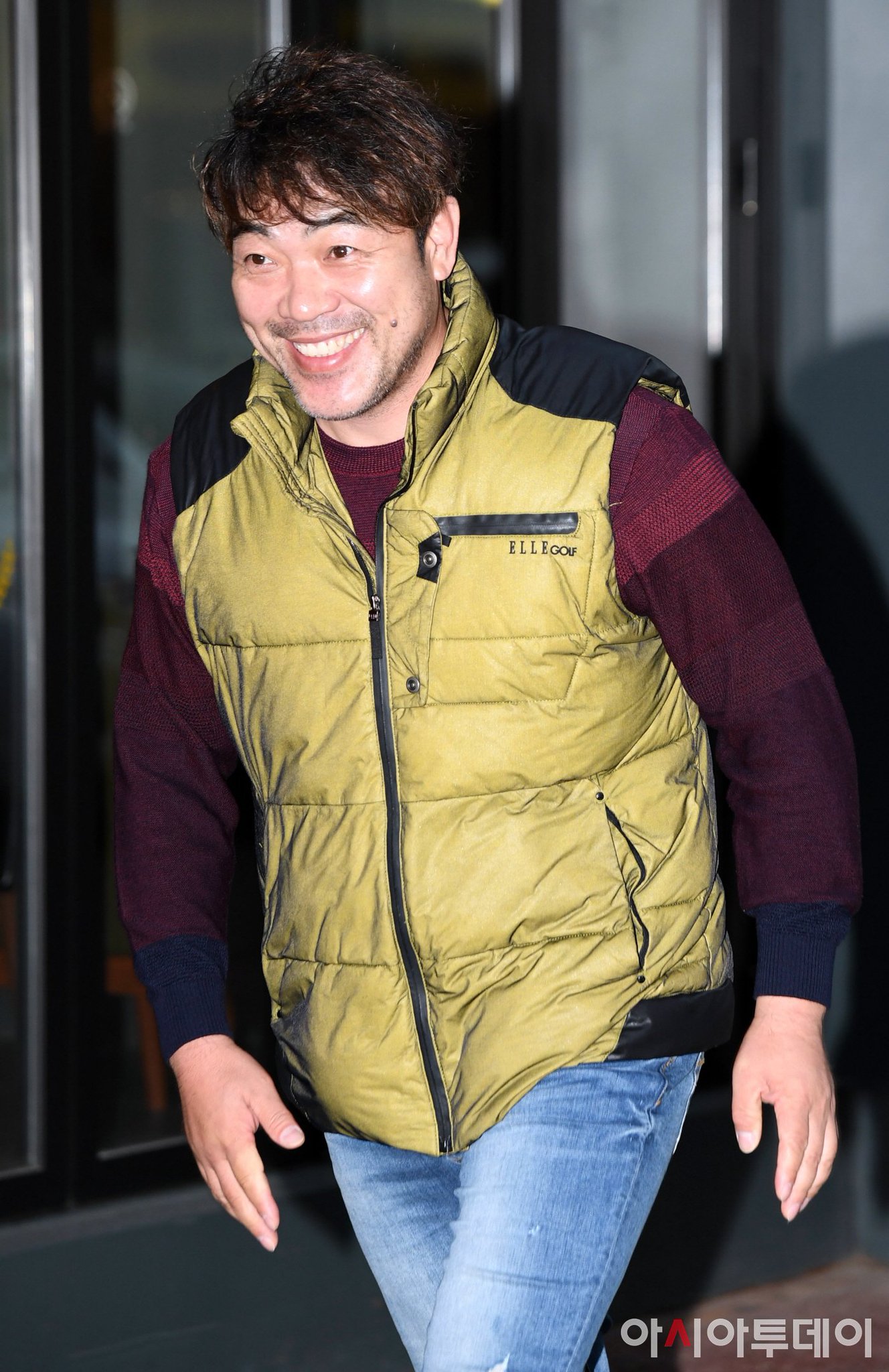 Dq_Zx_bVsAEYTyB.jpg:large