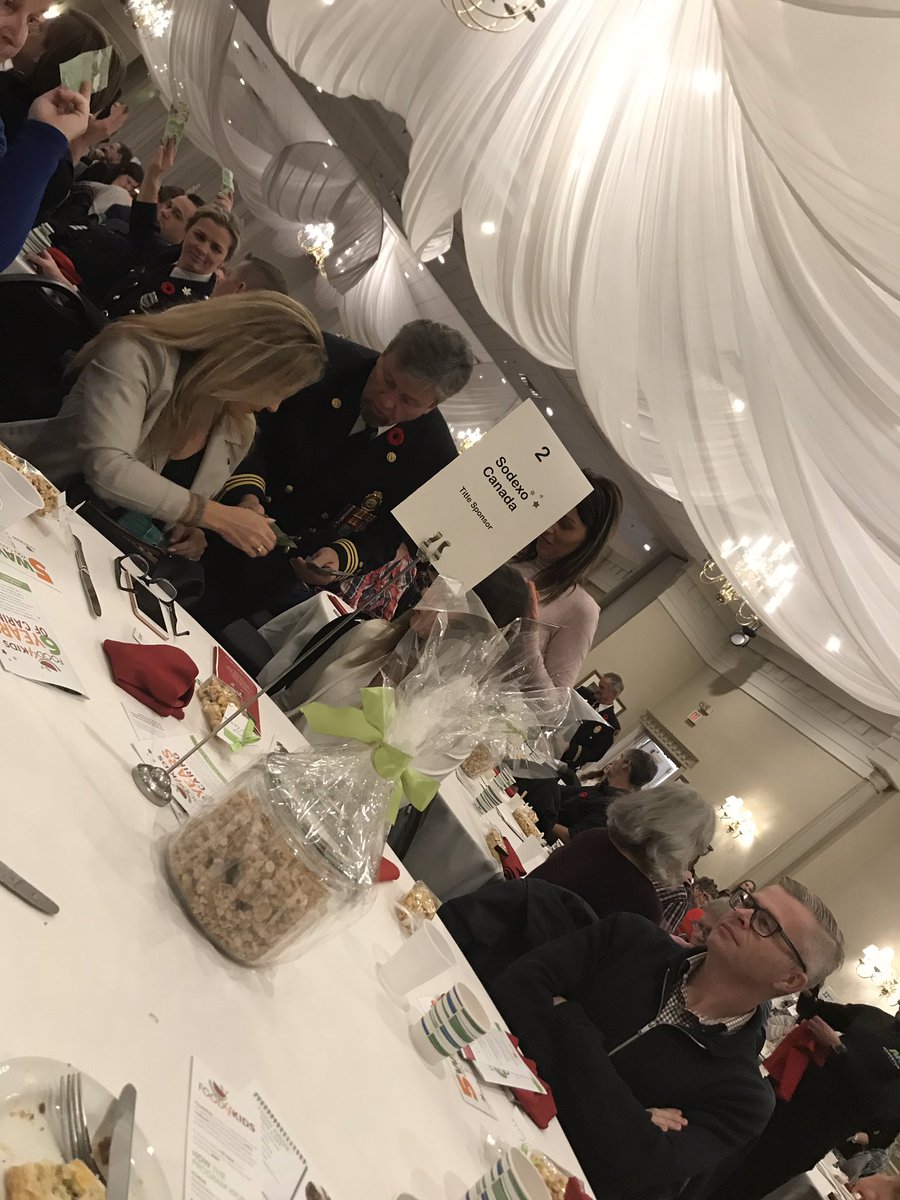 ElizabethAuceda's tweet photo. Sodexo proud sponsor to decreasing and eliminating hunger with @food4kidshamont #sodexocanada https://t.co/sB3wXE0ljS