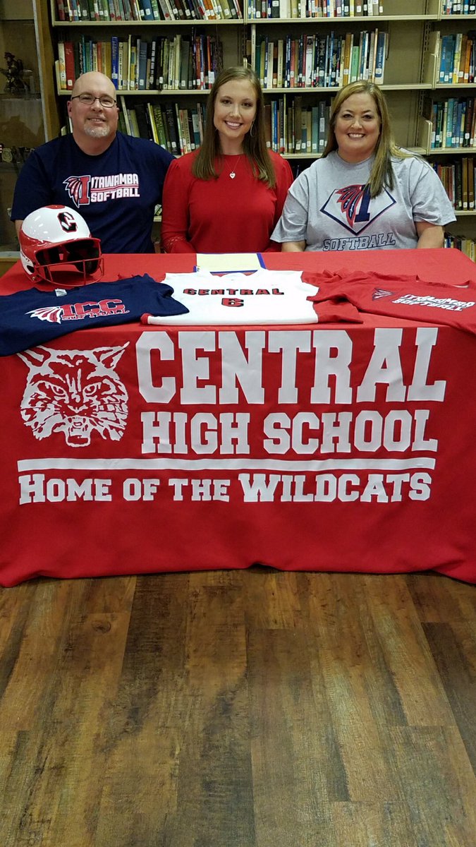 LetsGoICC_SB's tweet photo. @ICCSoftball welcomes 2019 ICC softball signee, Bri Posey of Central HS(AL) @bdp0106 !! @LetsGoICC  #RollTribe #ICCFamily Go Indians! https://t.co/2SNnjwWi3w