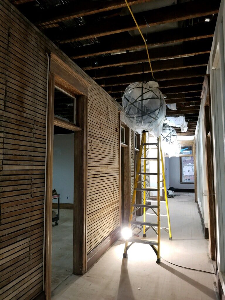 Architect_Dan's tweet image. New light fixtures meet #historic corridor #adaptiveuse #wagnerhotel
