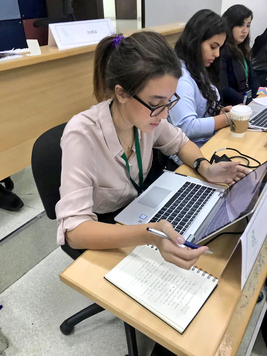 Mawakeb_Garhoud's tweet photo. 2nd committee session is under way. Our young #MUN delegates are working hard to resolve global issues through a democratic process. #AUDMUN #MUNers #AMSIMUN https://t.co/pklkqTMp8U