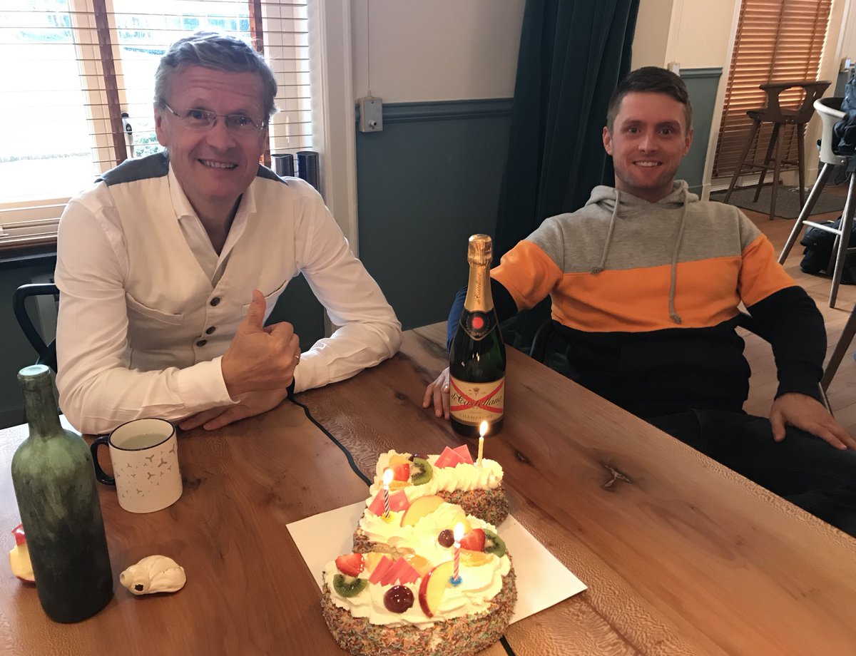 KYPyourproject's tweet photo. KYP IS 5 JAAR LIVE! 

Bedankt alle gebruikers, partners, programmeurs voor de afgelopen 5 jaar! Op naar de volgende 5(0)! 
#KeepYourPromise #5JaarLive #WaarIsHetFeestje #KYPteam https://t.co/vEEv7S86zD