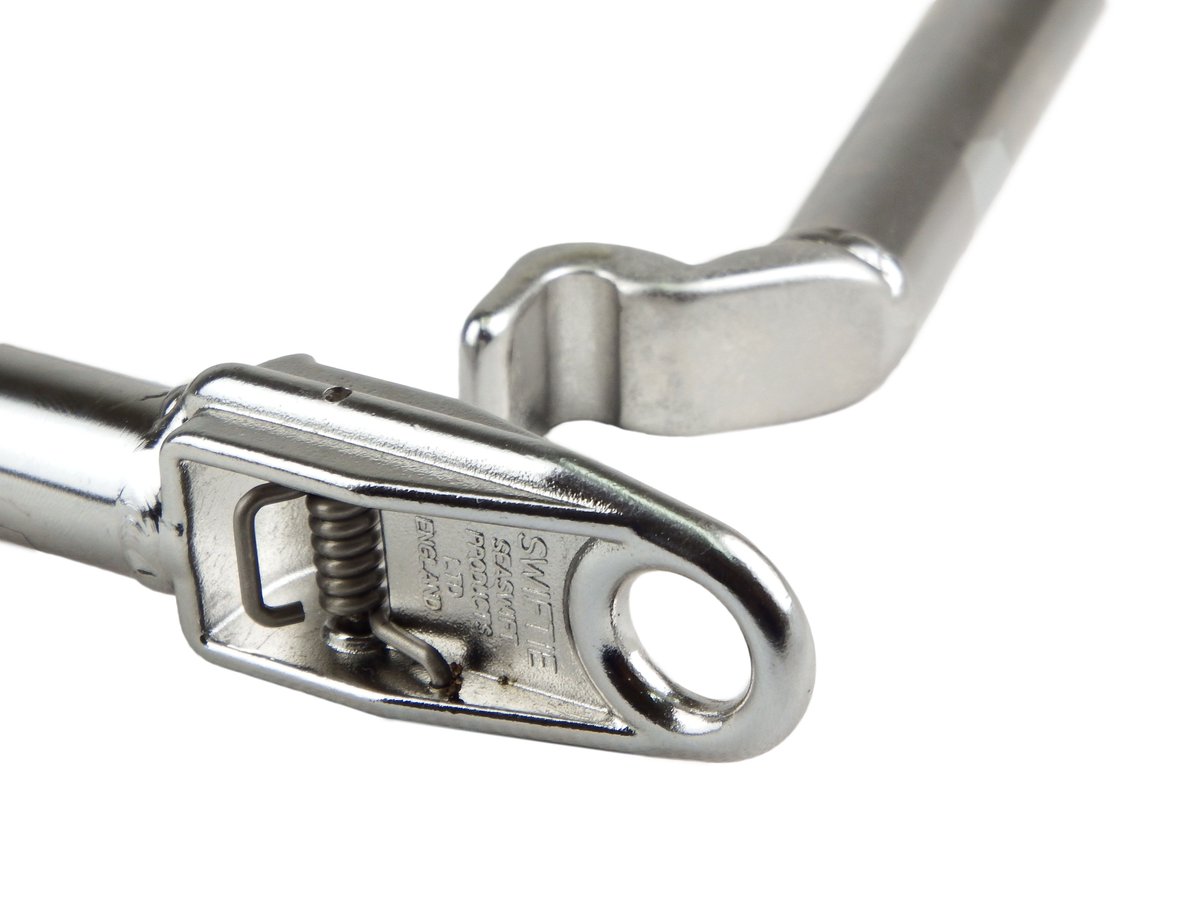 Seaswift_'s tweet image. &apos;The Swiftie 160 has the same design as the Swiftie 100 but, it is bigger and stronger, having designed for use in harsh environments.&apos; seaswiftproducts.com/product/swifti… #mooring #hook #durable #swiftie