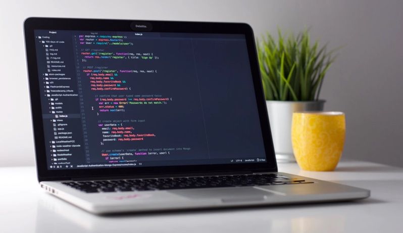 OlisipoTI's tweet image. Java e C são as linguagens de programação mais populares do momento. Não só temos inúmeros projetos que envolvem estas linguagens, como também investimos continuamente na formação. #AjudamosACrescer #Java #ProgrammingC
buff.ly/2EZkBlX