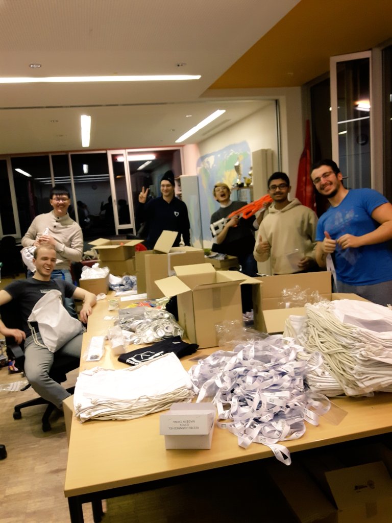 jacobshack_jub's tweet photo. Compiling swag bags for you guys = a chaotic joy for us! #jacobshack2018 #jacobshack #justonemoreday https://t.co/IiqXZF8qV4
