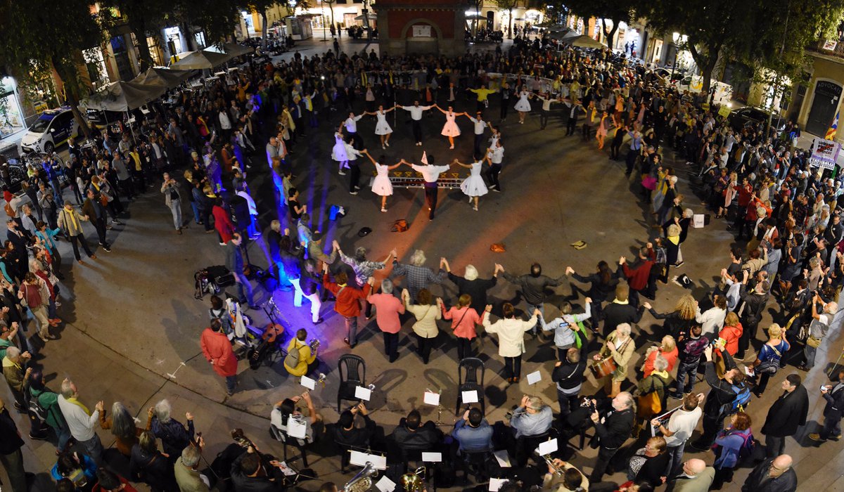 omniumgracia's tweet image. Res ni ningú ens aturarà! Mai renunciarem als nostres objectius! #drets #llibertats #justíciasocial #pau #cultura #república