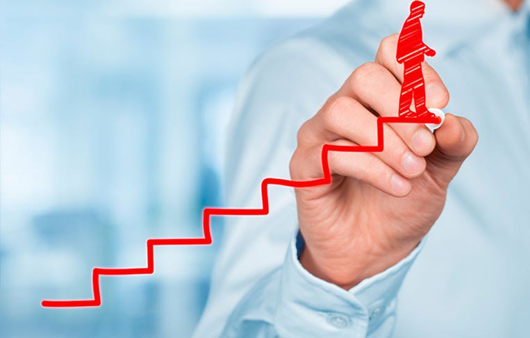 возможности профессионального и карьерного роста фельдшера. карьерный рост фармацевта. карьерный рост врача. образ ветеринара. перспективы профессии доктор.