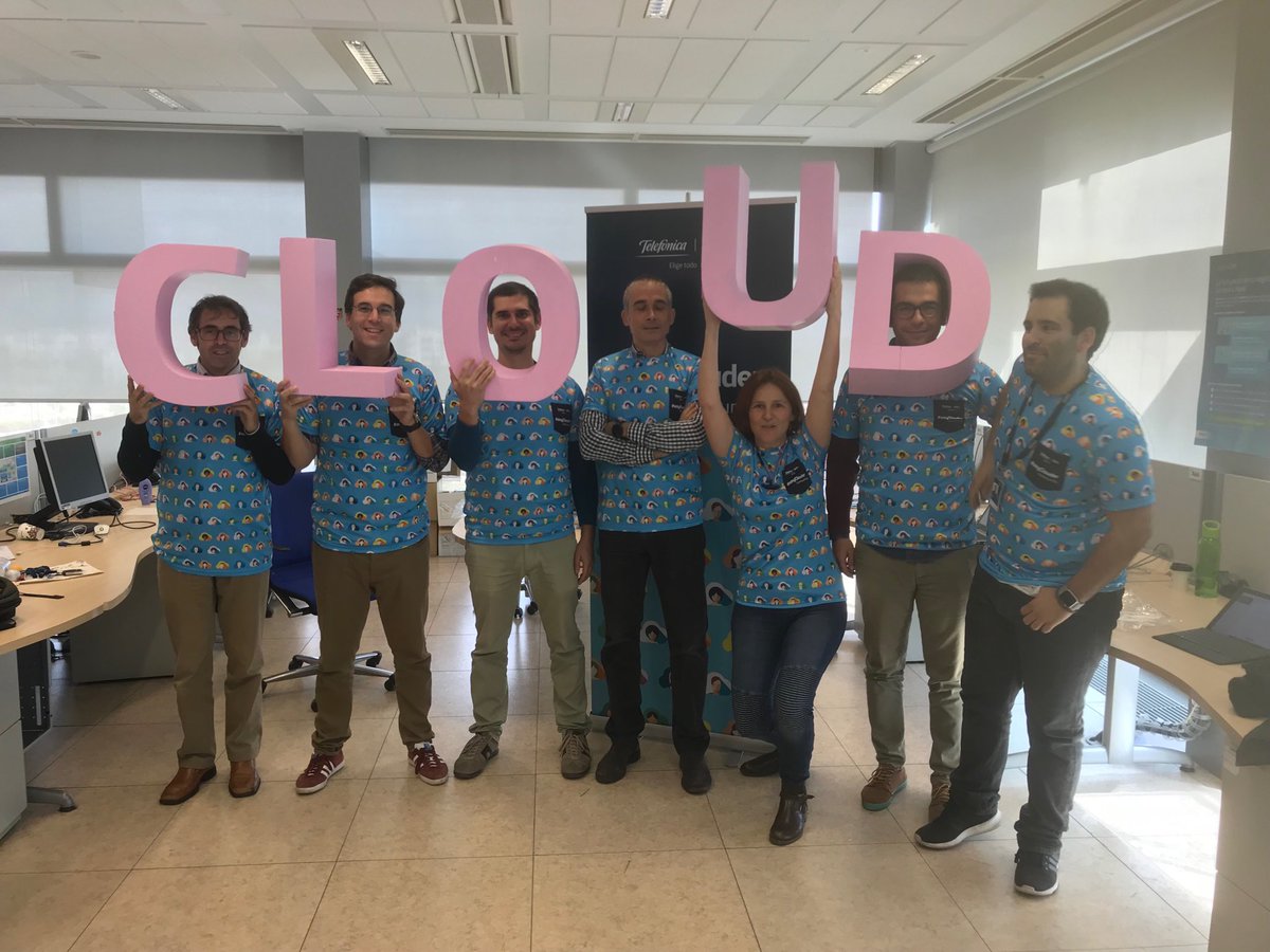 GlezLezana's tweet photo. Aquí somos Clouders muchos
⁦@msierrapa⁩ ⁦@Alpaniagu⁩ ⁦@pvidallopez⁩ ⁦@sagrabermu⁩ ⁦@javier_ordonez_⁩ 
Vamosssssss!!!!!!
#SoyClouder https://t.co/MLRniSW5Se