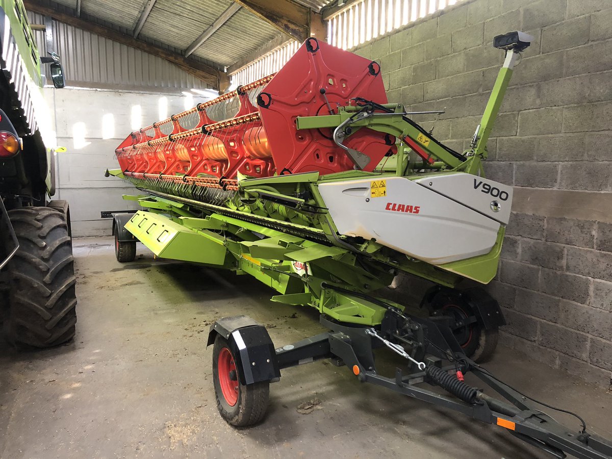 FOR SALE:
CLAAS LEXION 760TT
2014 - 9M V HEADER 
POWER SPREADER
CRUISE PILOT
IMMACULATE CONDITION
966 DRUM HOURS
£POA
PLEASE RT