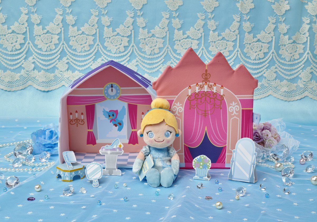 Dtimes ミニーとシンデレラとプーさんのおうち タカラトミーアーツ ディズニーキャラクター ビーンズコレクション ぬいぐるみのおうちセット 明日11月3日よりイオン限定で発売 詳細 T Co Izqthniwui