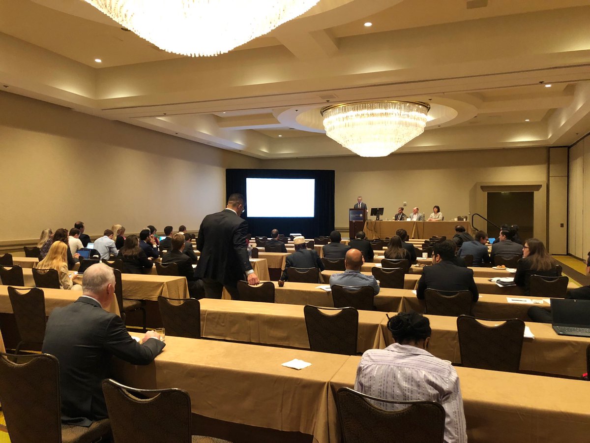 SamirGadepalli's tweet image. ⁦@stevenstylianos⁩ imparting wisdom on Pediatric Surgery Fellows on #adulting and #gettingajob