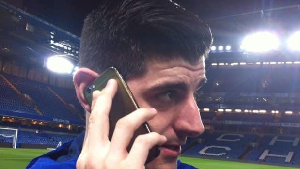 FootyHumour's tweet image. “Eden, It’s Thibaut. Do not come to Madrid, it’s all a trap.”