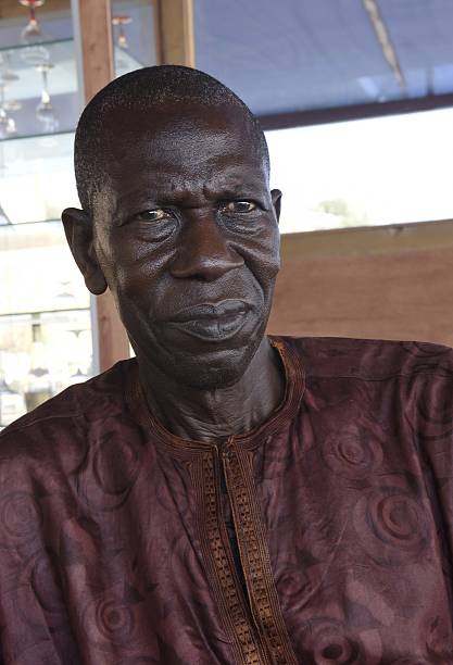 DakarTalks's tweet image. #DAKARTALKS #1 - SPEAKER : ABDOURAHMANE GUEYE

Ce sénégalais de 72 ans, commerçant, avait été arrêté 1987 à Ndjaména avec son collègue Demba Gaye et détenu pendant près d&apos;une année. Il était l&apos;une des 4445 parties civiles dans le procès #HisseneHabre.

#HagueTalks
#kebetu