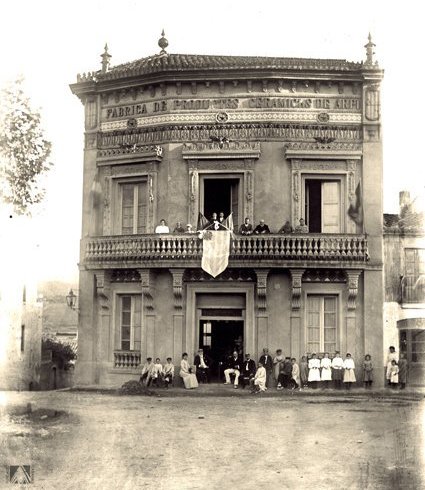 fundaciocabanas's tweet photo. Quin fred! 🌬️ Veniu a refugiar-vos a #CalGerrer i us explicarem la història del nostre edifici. Diumenge a les 12:00 fem VISITA GUIADA! https://t.co/1HmrxrbKeK