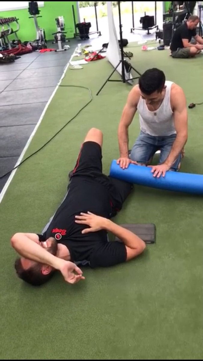 betterwithbean's tweet photo. Remember.... this image when you’re finding the #beanlite HIIT Sessions hard! @bean_expert 😫😫
#doms #hiit #massage #pain #fitspo #friyay #funny https://t.co/mEvchD6Aff