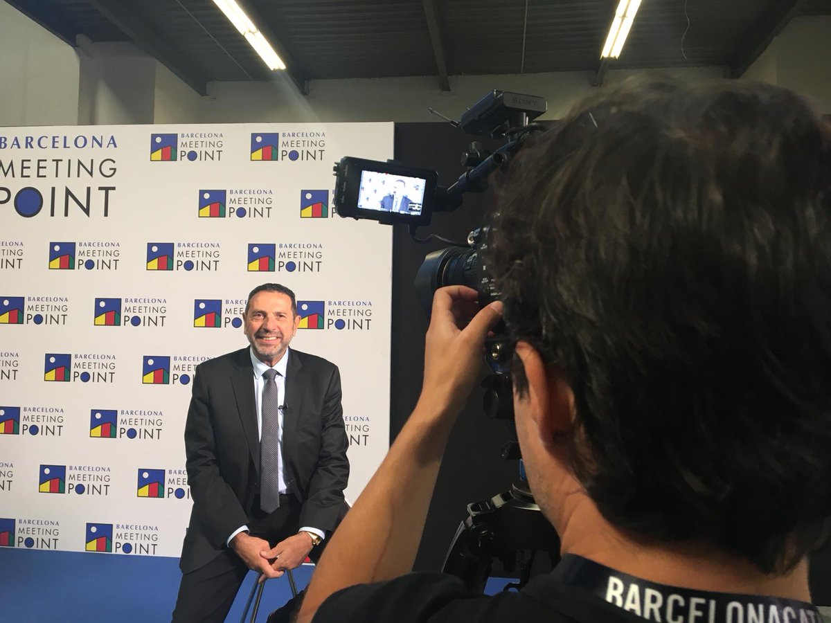apicatalunya's tweet image. Fotos de l&apos;entrevista d&apos;ahir al #BMP al nostre president, Joan Ollé Bertrán 

#api #apibarcelona #immobiliaria #RNE