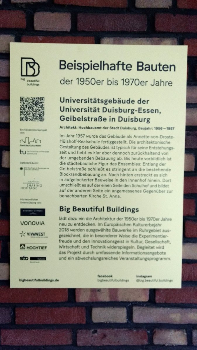 OSchwarzUDE's tweet photo. Nice! Mein Lehrgebäude an der @unidue in der Geibelstraße trägt nun den schmucken Titel #BigBeautifulBuilding. Die Landesinitiative #StadtBauKultur #NRW macht damit die Architekturen der 1950-70er als gemeinsames europäisches Erbe sichtbar. #BBB #BigBeautifulBuildings #Duisburg https://t.co/btyaMuP6pS