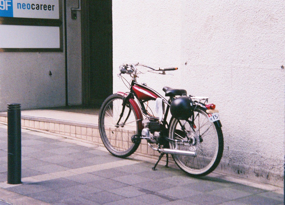rise0401's tweet photo. 2018.10.2
渋谷
#ニコン #Nikon_EM
#TAMRON_59A 28-70㎜ f3.5-4.5
#ADAPTALL NIKON AI
#FUJICOLOR #SUPERIA X-TRA800
#カメスズ さんにて現像+CD
#フィルムカメラ
#filmcamera
#Fujifilm
#フィルム写真
#カメラが好きな人と繋がりたい https://t.co/VkZys6fEkC