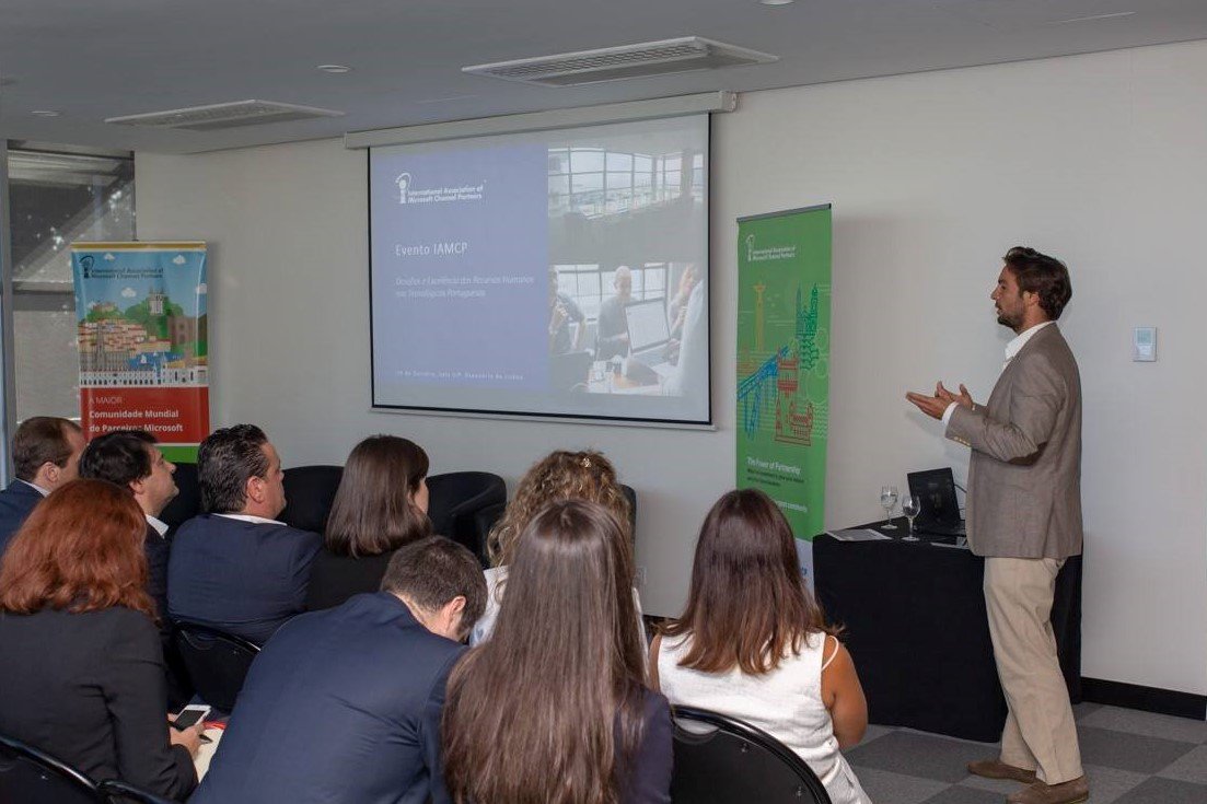 f__caldas's tweet photo. A privilege and a pleasure to participate in the @IAMCPorg event in Portugal about challenges and excellence in HR, as a keynote speaker. 
Great to be in a room with so many key Partners - a fundamental part of our ecosystem and success - to exchange insights and learn from them! https://t.co/lMep3uFIRe