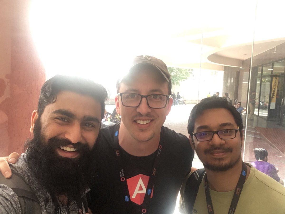 squiroid's tweet photo. Look whom we met @jsfoo
@BenLesh #rxjs
#jsfoo2018
Excited for tomorrow's talk 😎🤟 https://t.co/00BOqWT2HU