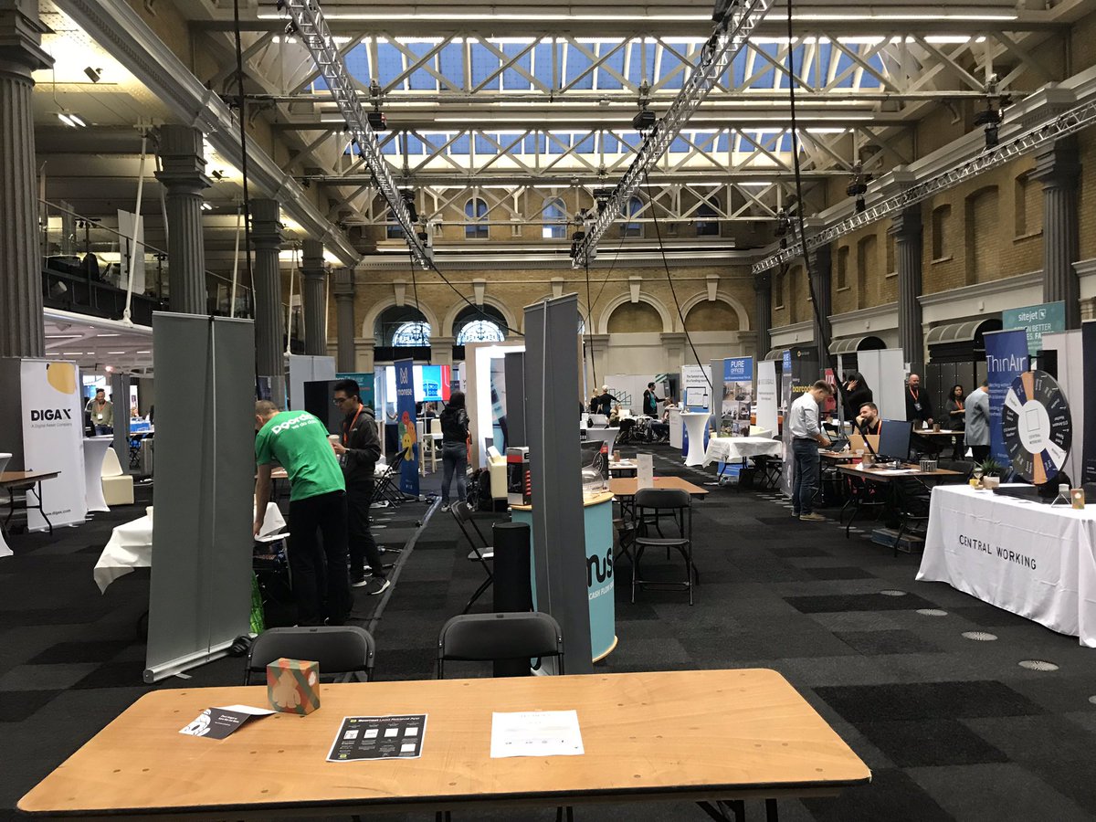 toptipapp's tweet photo. #TechDay London will be kicking off shortly! Join us by stand #705 and learn more about our Recommendations app. Oh yea, you could also win a £200 Amazon gift card. #HeyLondon #startup https://t.co/Bl2csWFROP