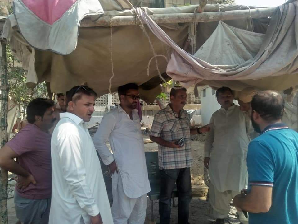 ibrohi31's tweet photo. #PS110 #UC29 Hijrat Colony this morning #SindhGovt has started another phase of development work under supervision of Ex-President Karachi Division Syed Najmi Alam Jurisdiction Of incompetent MPA Of PTI @KhurrumZamanPTI https://t.co/lqZ82fWoqg