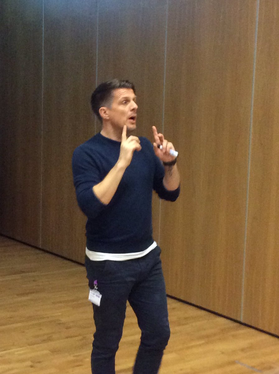 tedtrek69's tweet photo. Delighted to welcome Andy from @HospAction to @CofGCollege highlighting dangers of Addiction to our Hospitality, Cookery & Bakery students @hosphealth #hosphealthscot A great presentation @MarkLewis32 Thanks! https://t.co/qzqxnDeBJT