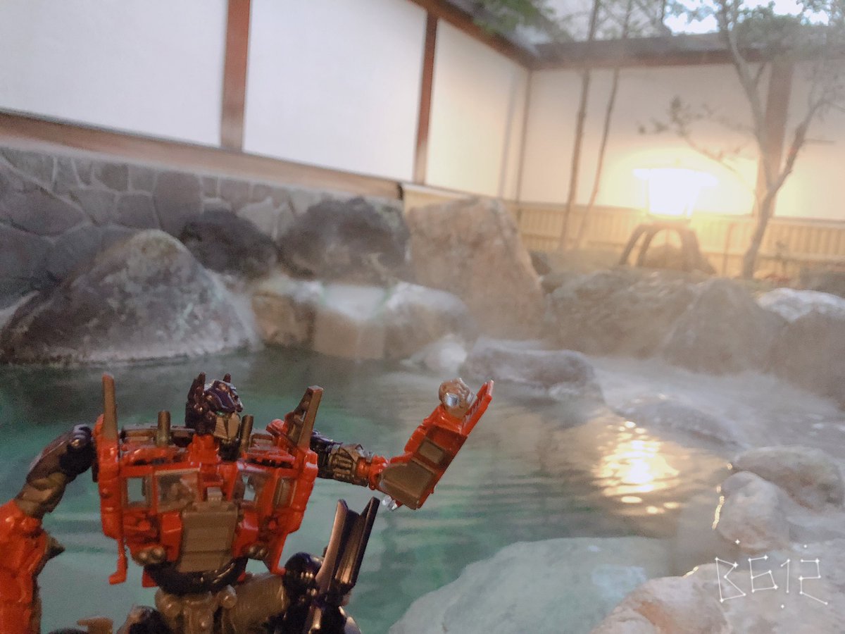 tasrafh's tweet photo. ええ湯やった～♨️

 #おも写
 #トランスフォーマー 
 #貸切露天風呂 https://t.co/BzqmaQ7EvF