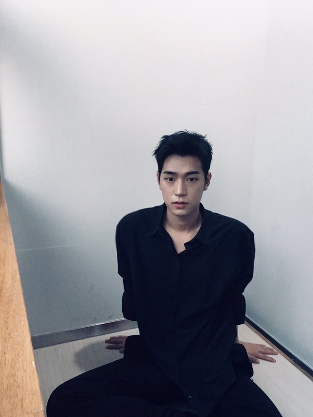 KNKOfficial220's tweet photo. [승준] 🤧 https://t.co/Z0Vjkae6E8