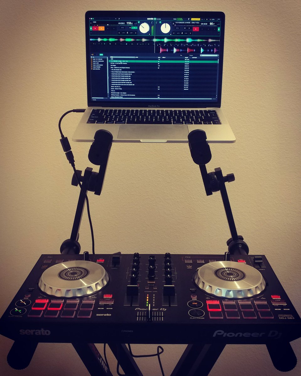 GabePagtama's tweet photo. Ready to play at a party near you! New DJ gear #Bose speakers and lights. Ask me how I can DJ your next event! #mobileDJ 🙌🎶🎤🎧 https://t.co/KwFFZpXT7W