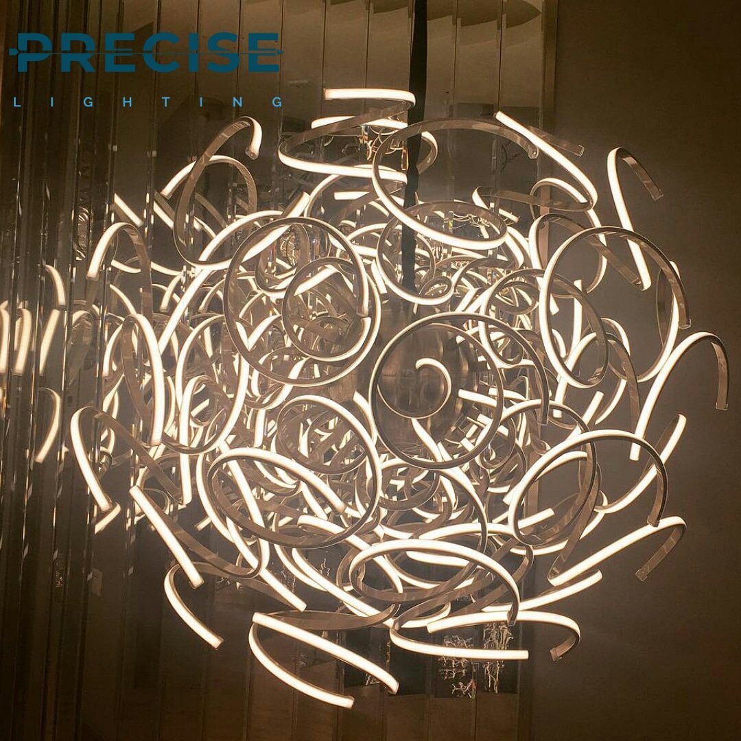 preciselighting's tweet photo. Lighting design is very important, a well placed chandelier help brighten the room.💯💯👌👌
#preciselighting #interiordesign #luxuryhome #instadesign
#homedecor #interiorinspiration #realestate #luxuryrealestate #instyle #livingroom #property #archilovers https://t.co/xpixmfPVLp