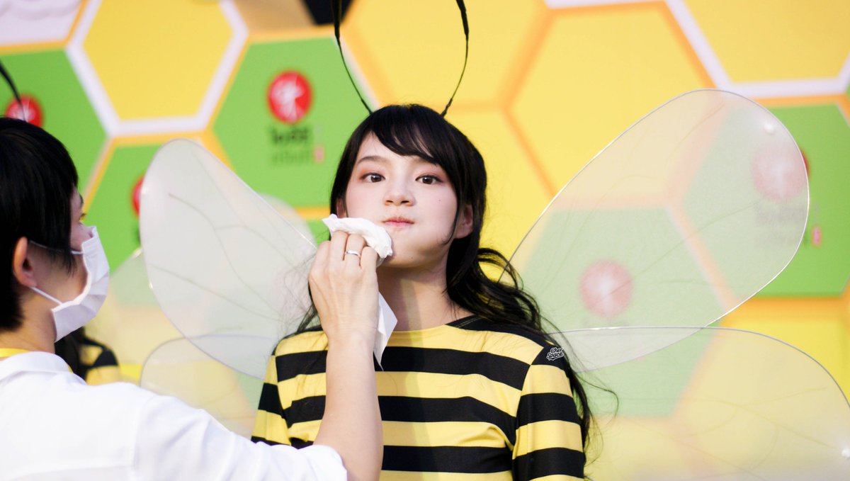 CherspaceBNK48's tweet photo. เดี๋ยวๆ พิเฌอ 2shot เพิ่งขอตาเหล่ไป
จะมาแบบนี้อีกไม่ได้นะ ฮาาา~ 🤣
.
#cherprangbnk48 #bnk48
#oishi #cherspace https://t.co/2Vtxd3Vo34