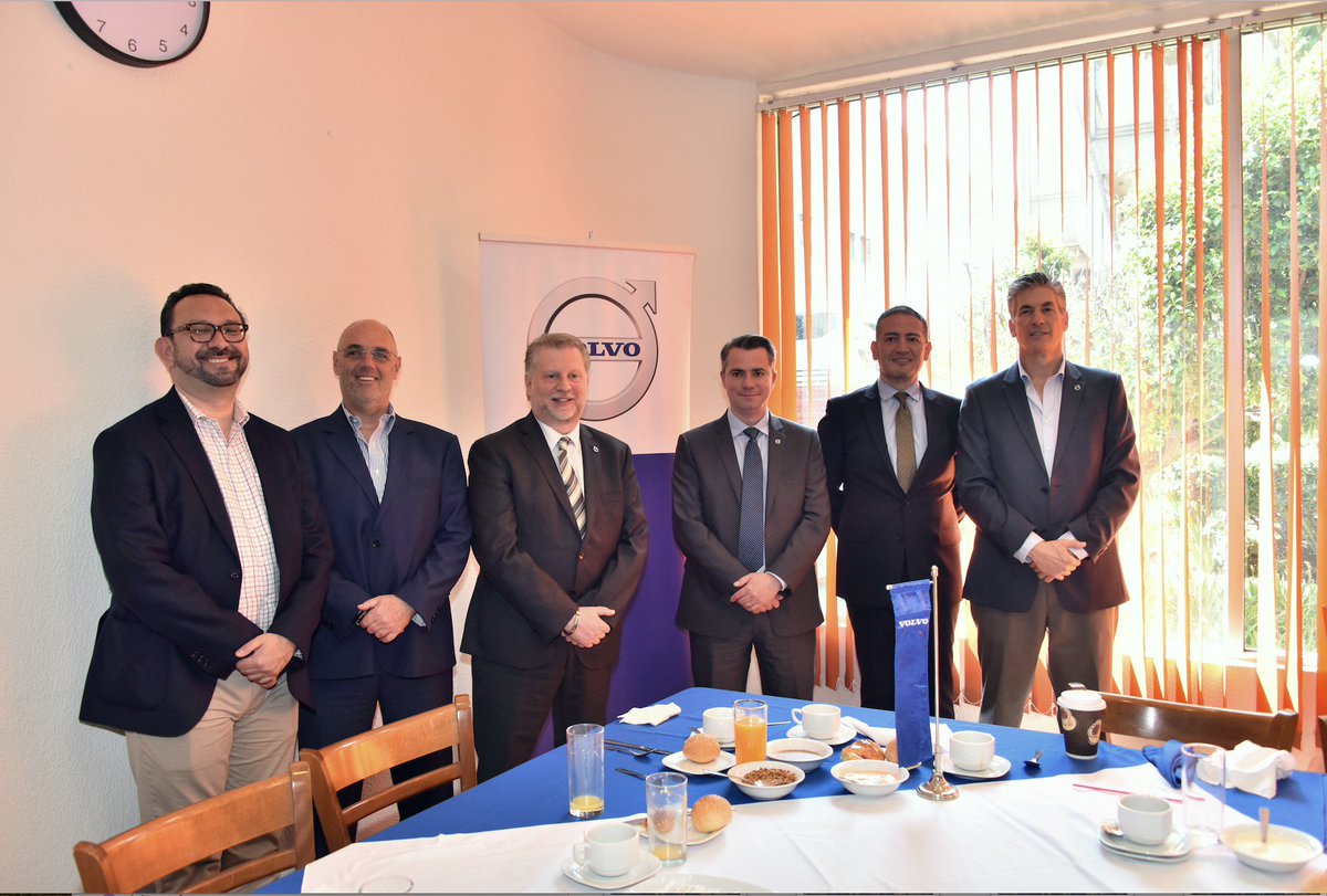 Revista Vía Libre tweet media