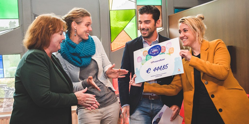 Bedankt iedereen die op #VIPvoorelkaar gestemd heeft in de Rabobank #Clubkas Campagne! En bedankt <a href="/Rabobank/">Rabobank</a>!
Met dit bedrag komen we weer een stapje dichter bij ons doel: nóg meer #hulpvragers koppelen aan een #maatje!