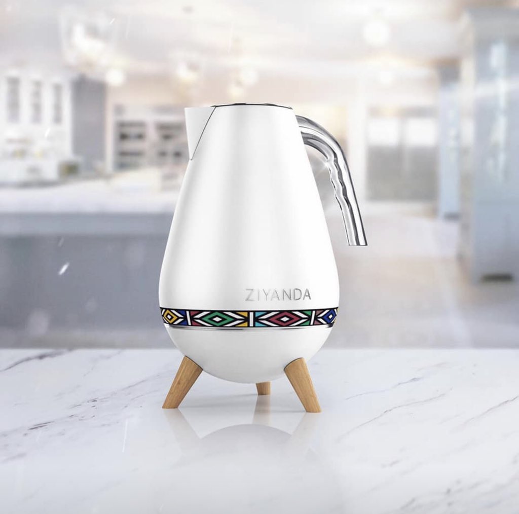miss_andisa's tweet photo. Listen, I’d probably buy these just to stare at them all day, and continue using my appliances from Shoprite 😂. All of a sudden it makes sense why black mothers have plates and skhaftins no one is allowed to touch. #ZiyandaAppliances https://t.co/GwP9rO183p