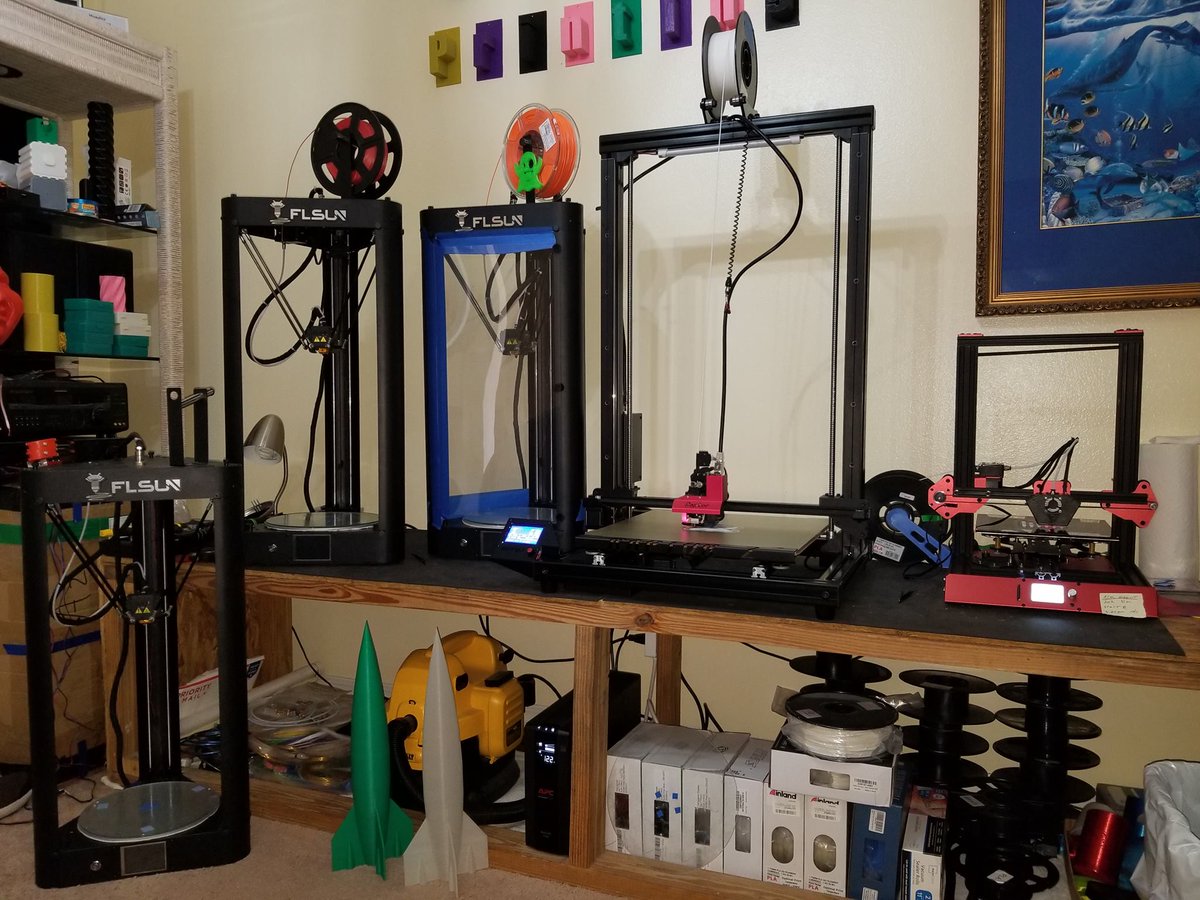 tianseoffice's tweet photo. #tianse #3dprinting #3dprinted #3dfilament #printerfilament #needmorefilaments Look at the pics shared by our customer Trevor McIntosh, he is very satisfied with quality and price of our filaments. He stocks a lot of tianse filaments and also shared his 3D printer workshop😘😘😘 https://t.co/G3GYN13Jwg
