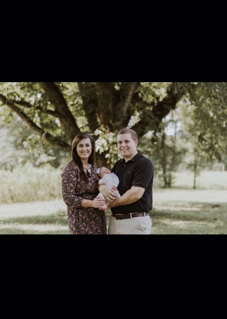 AutumnPrewitt's tweet photo. I'm so thankful for my little family 💕 https://t.co/zCDAlHrs7k