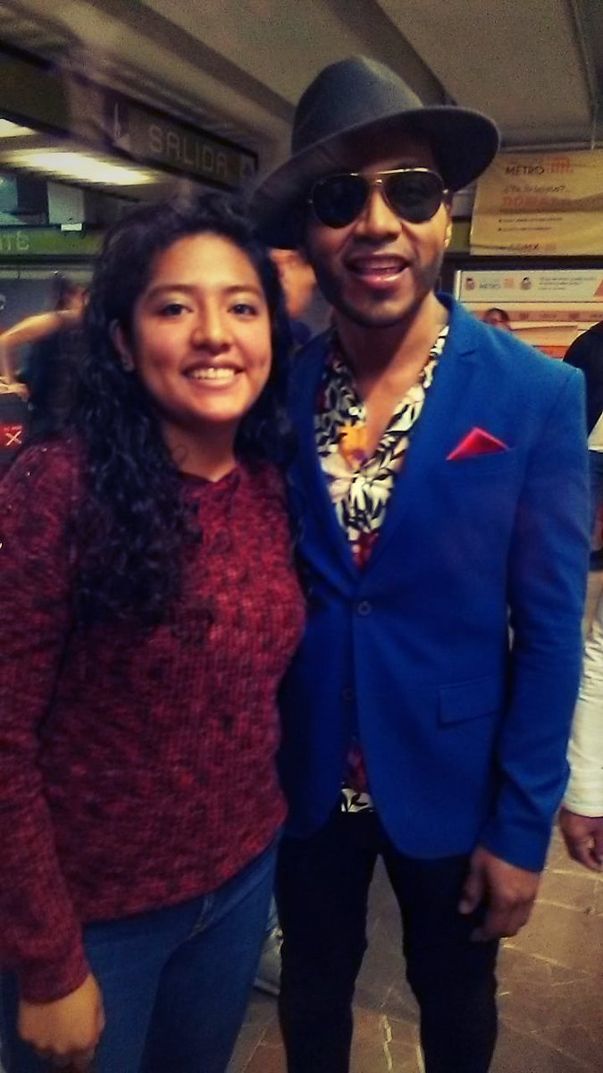 AlineeCT's tweet photo. @SAMOALLSTAR ¿Que tal esta donde tu y yo sonreímos? #SamoChallenge 😁😍😘 https://t.co/Sh8u0XMWXY