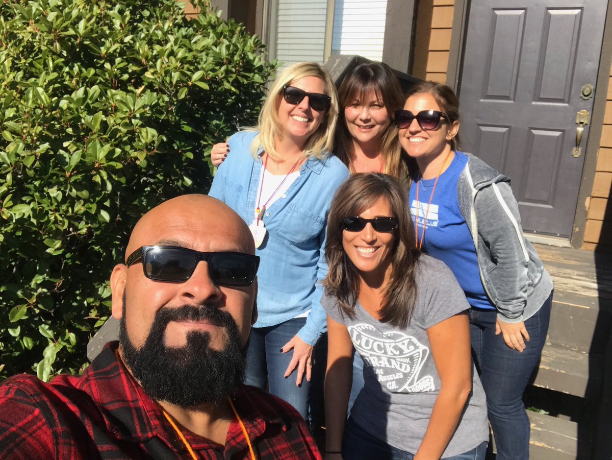 MrsBurkhart2's tweet photo. Dream Team does Outdoor Ed! What a great week! https://t.co/iTyJJatUqF