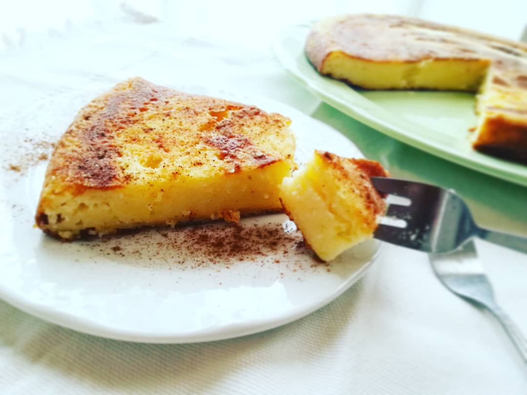 stin_kouzina_mu's tweet photo. You can try this #milkpie #recipe. Needs no pastry sheet and just in a few minutes and it's ready to put in the oven. #Simple and #aromatic A good friend of mine  gave me the recipe and I tried it. Its delicious😍😍 
https://t.co/UmCDQm9pkq
#RecipeOfTheDay  #recipeblog https://t.co/jK17bAOaqY