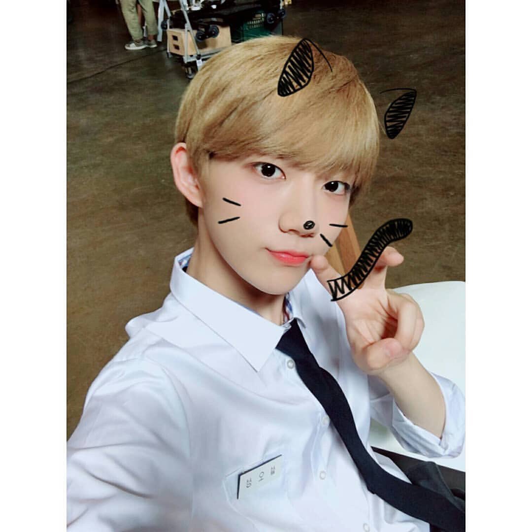 HS_union273's tweet photo. 181026 위에화 인스타그램

링크👉🏻https://t.co/e3QldkSgaH

#안형섭 #형섭 https://t.co/0Btp1c36OW