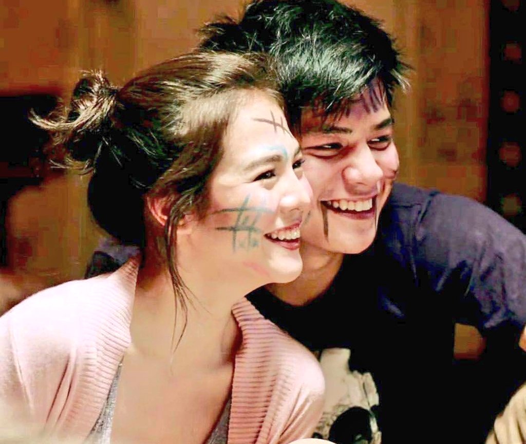 KaoRhysNinjas's tweet photo. Hello @iamr2alonte happy birthday 🙂 masaya kami para sa career mo, lalo ka pang nagiging successful 😊 Sana soon, kahit isang project lang, magkawork ulit kayo ni @superjanella. Yun lang ang wish namin. Good luck sa career niyong dalawa. Mahal na mahal namin kayo! 💖😚 https://t.co/3Bx969SeXz