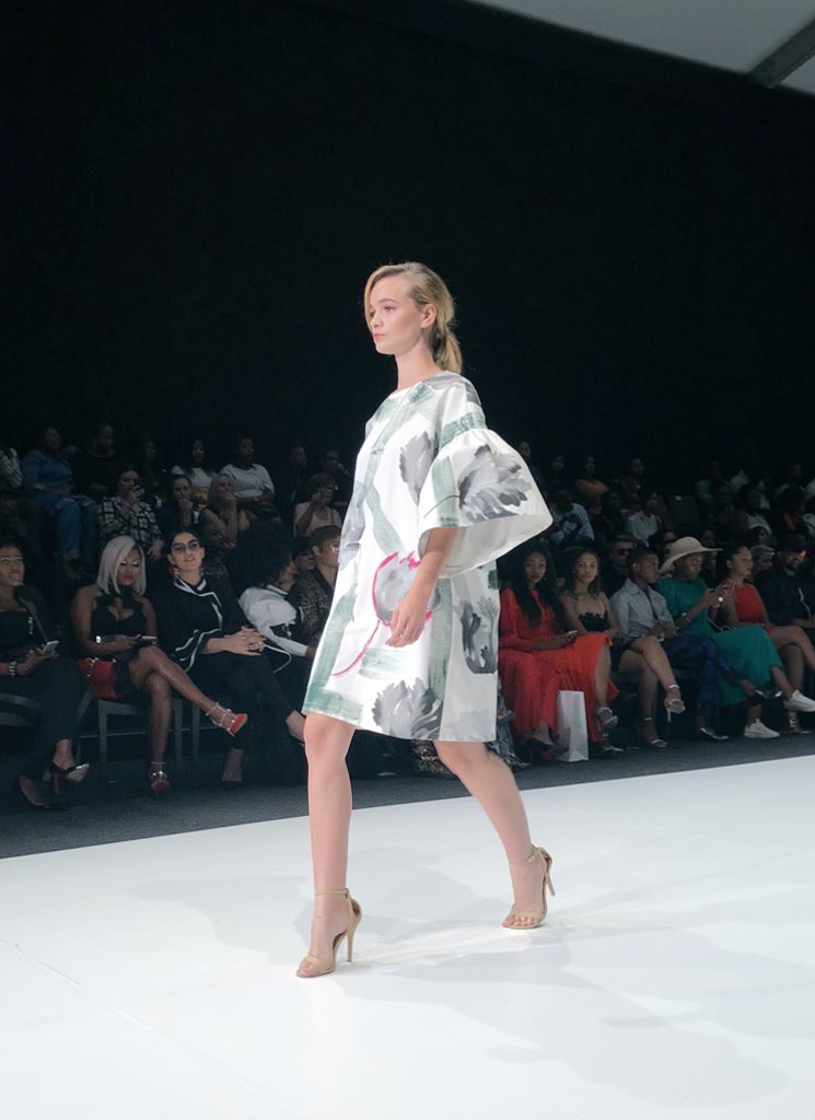 Lloydi_Boy's tweet photo. @sergeysysoev for #BRICSDesignerCollection2018 at @safashionweek β¨
#SAFW21
#SAFWwomen
#AW19
#BRICS2018
#BRICSfashionforum2018
@ArtsCultureSA https://t.co/kosz0oVCu1