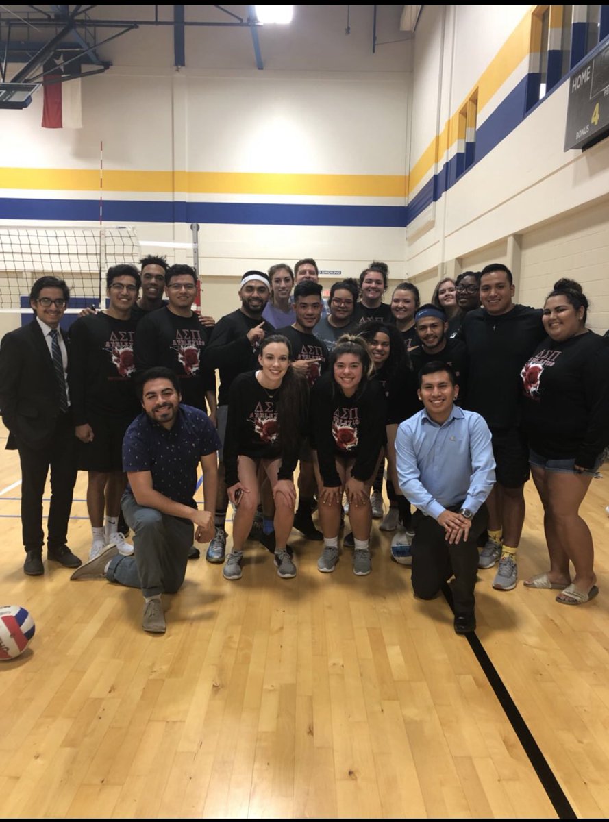 dspetatheta's tweet image. We may not play the best, but we at least look the best! Week 1 is only a stepping stone of #2k18VolleyballIntramurals! Week 2 here we come! #ETATHETA #PTBAD #StudyBreak #BestLookingTeam
