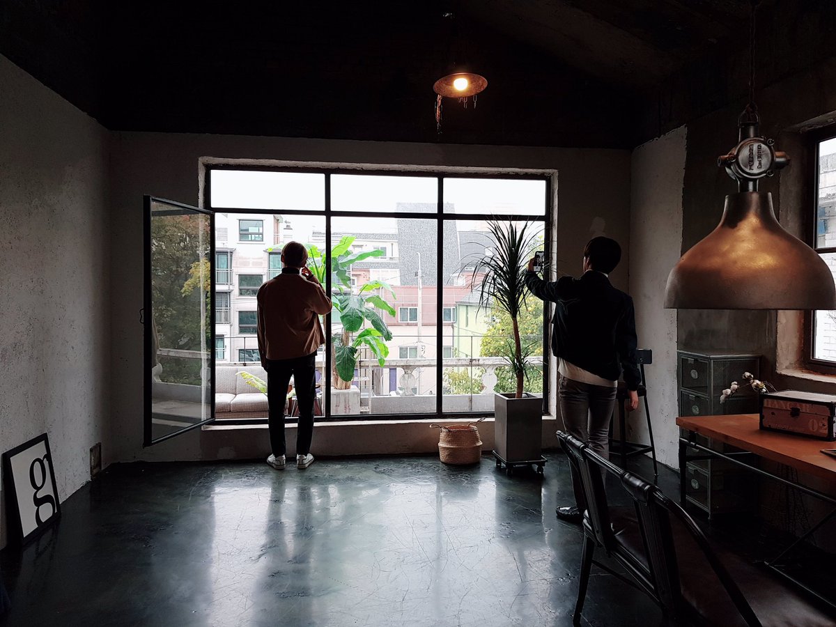 [#ACE_PHOTO] 비오는 금요일 오후☔️ 깜짝 브이앱으로 인사드렸어요💕 MBC 일요드라마 내사랑치유기 OST 소식도 함께 전해드렸는데요! 11월 초에 발매될...