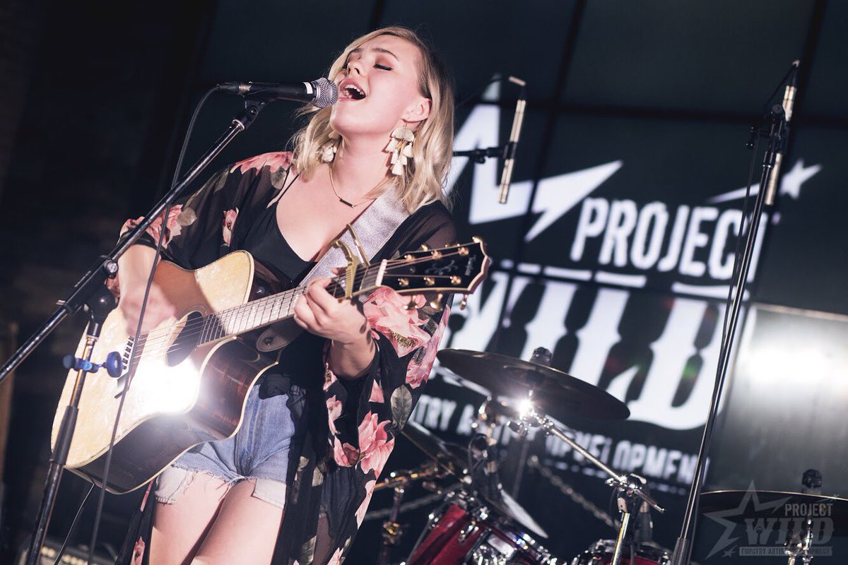 oliviarosemusic's tweet image. VOTING FOR PROJECT WILD STARTS AT NOON FRIDAY OCTOBER 26!
projectwildcountry.com/vote/

If you would like to help me get the opportunity of further artist development I NEED to be in the TOP 3 so please vote and share as much as you can!! Forever grateful of your support and love💋